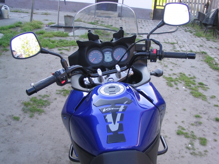 suzuki-dl650-05-bikepics-355528.jpg